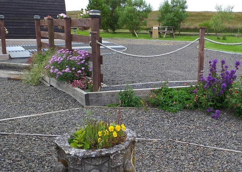 Hillside Camping Pods And Shepherd'S Hut Wick  Extérieur photo