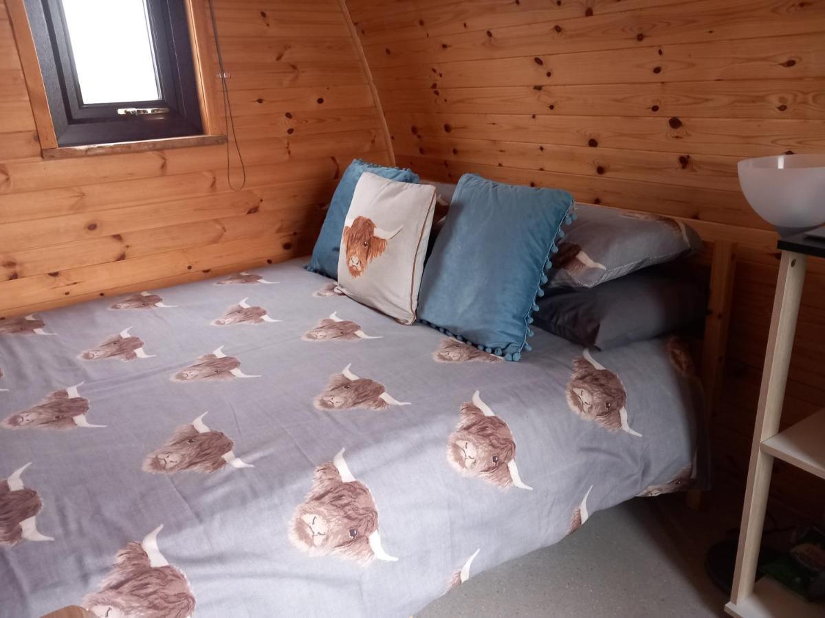 Hillside Camping Pods And Shepherd'S Hut Wick  Chambre photo