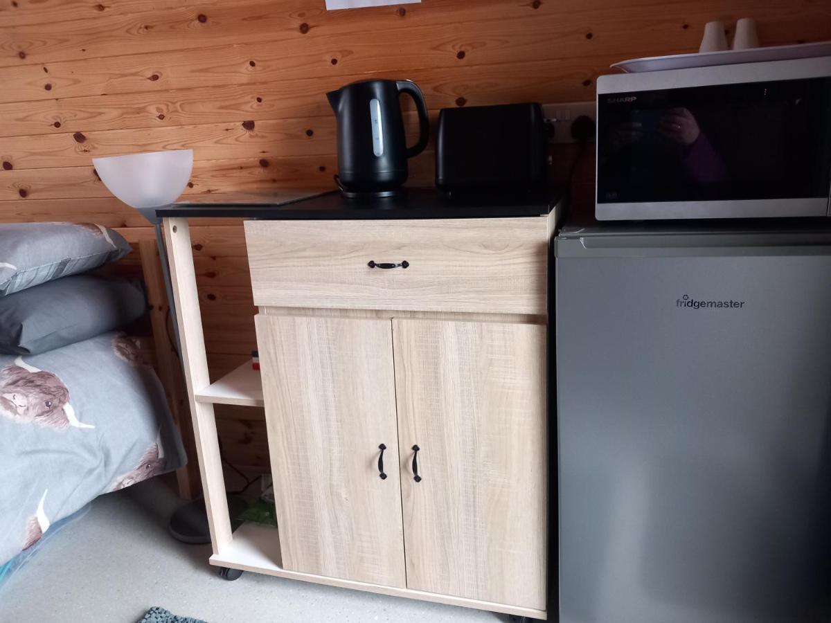Hillside Camping Pods And Shepherd'S Hut Wick  Chambre photo