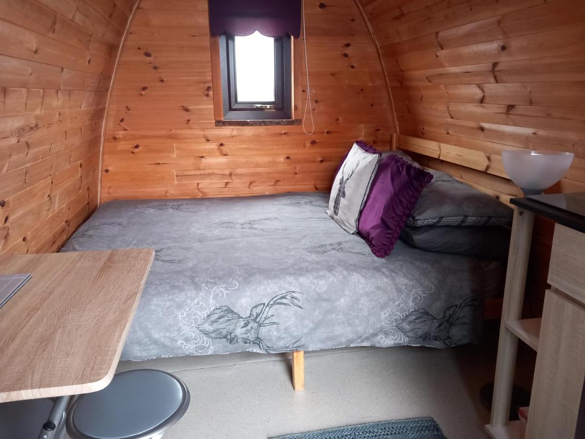 Hillside Camping Pods And Shepherd'S Hut Wick  Chambre photo