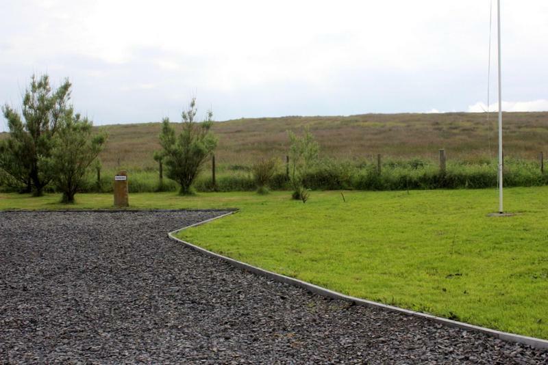 Hillside Camping Pods And Shepherd'S Hut Wick  Extérieur photo